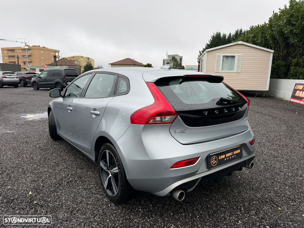 Volvo V40 2.0 D2 R-Design - 5