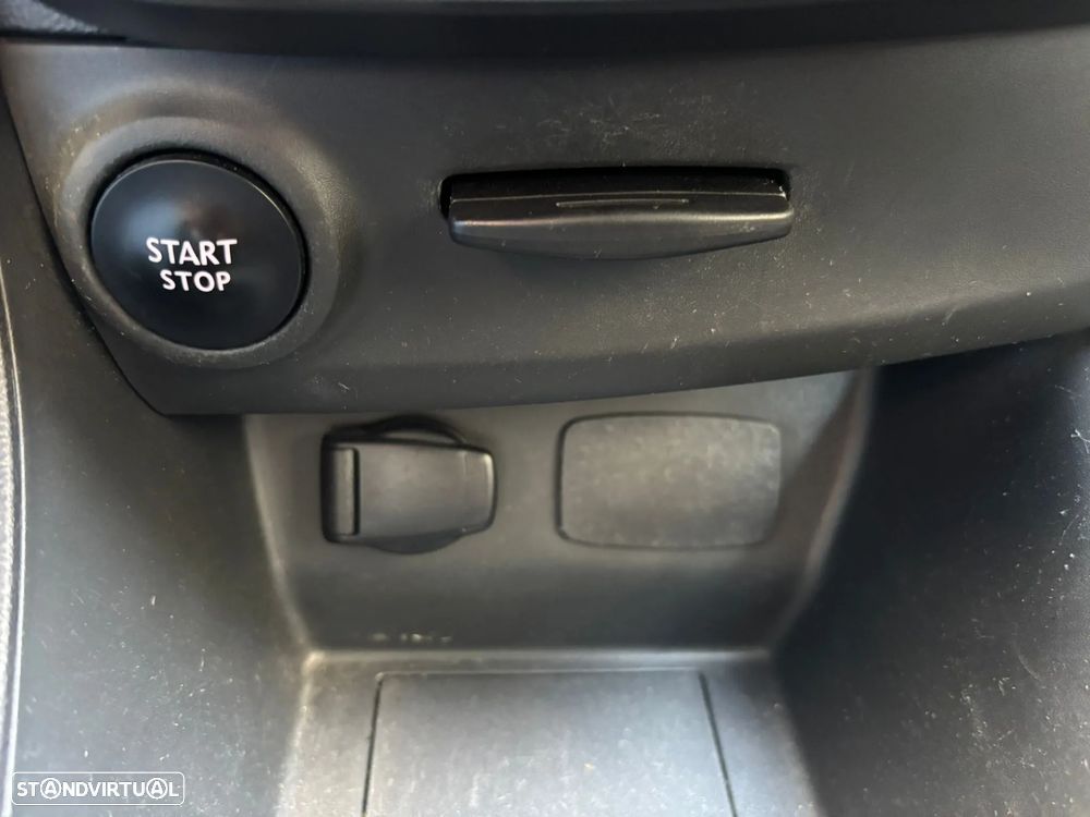 Renault CLIO 1.5 dCI 75cv - ZEN - AC - IVA DEDUTÍVEL - 52