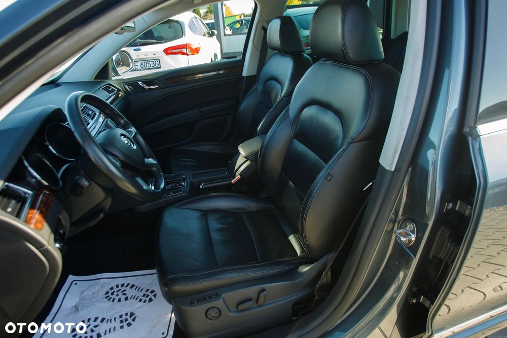 Skoda Superb 2014 photo 3
