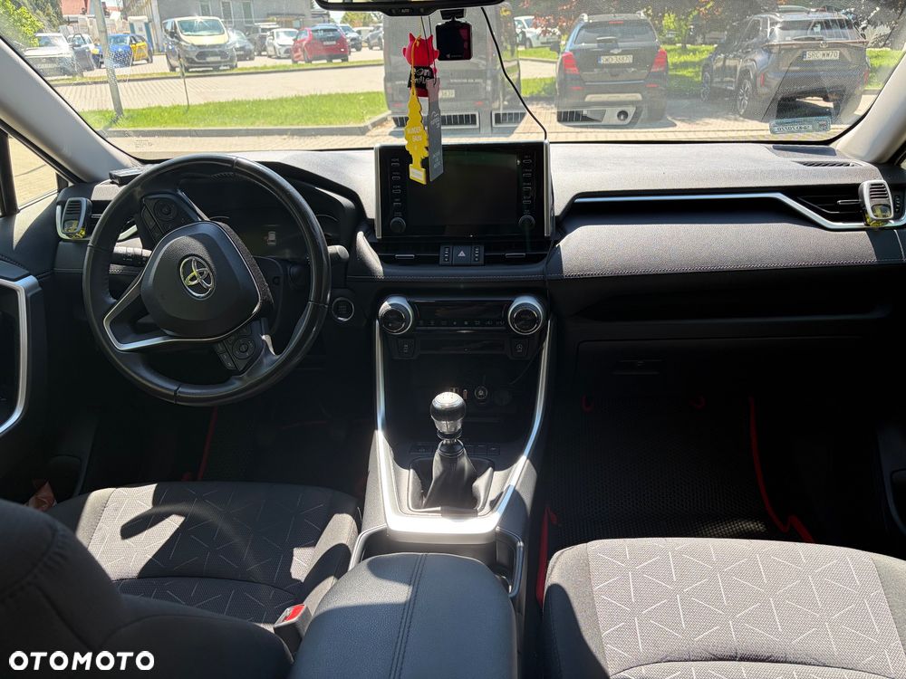 Toyota RAV4 2.0 Comfort 4x2 - 12