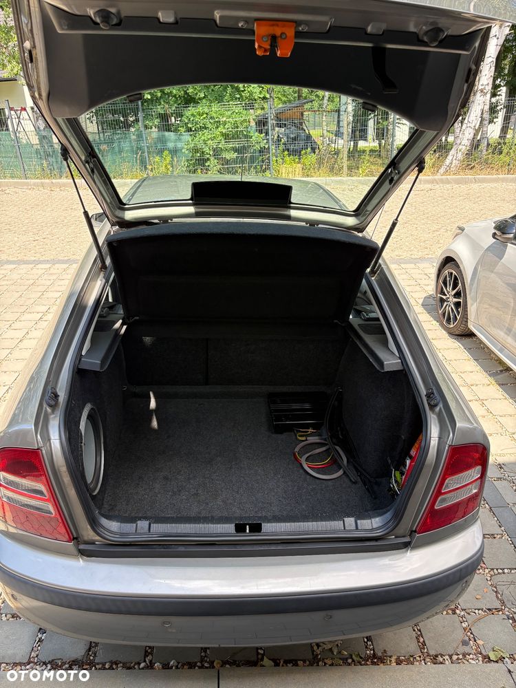 Skoda Octavia 1.9 TDI Tour - 6