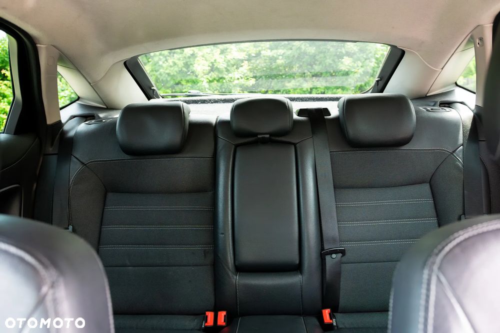 Ford Mondeo 2.0 TDCi Ambiente - 9