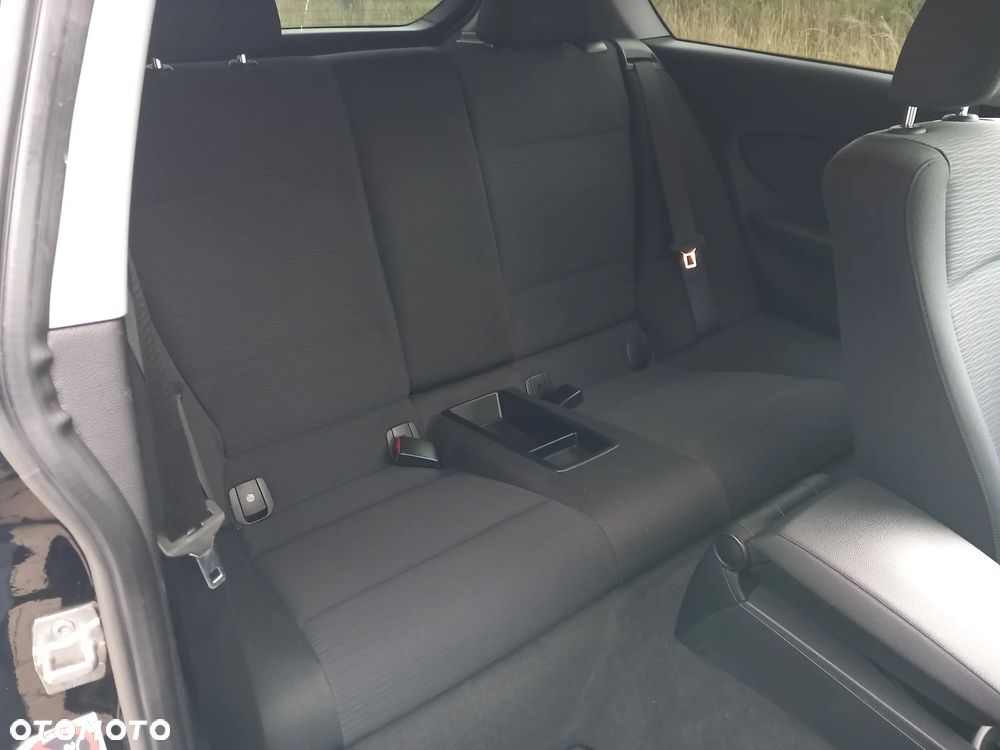 BMW Seria 1 116d - 11