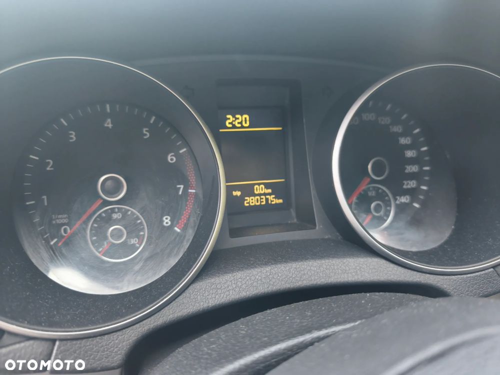 Volkswagen Golf - 11
