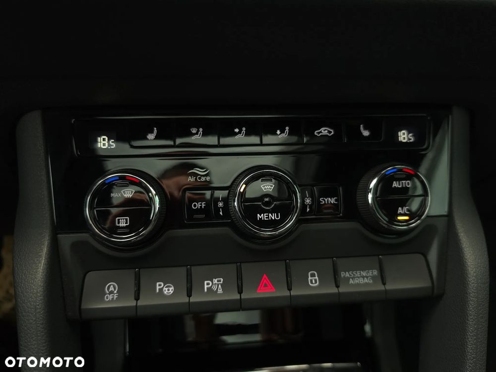 Skoda Karoq 2.0 TSI 4x4 Sportline DSG - 26