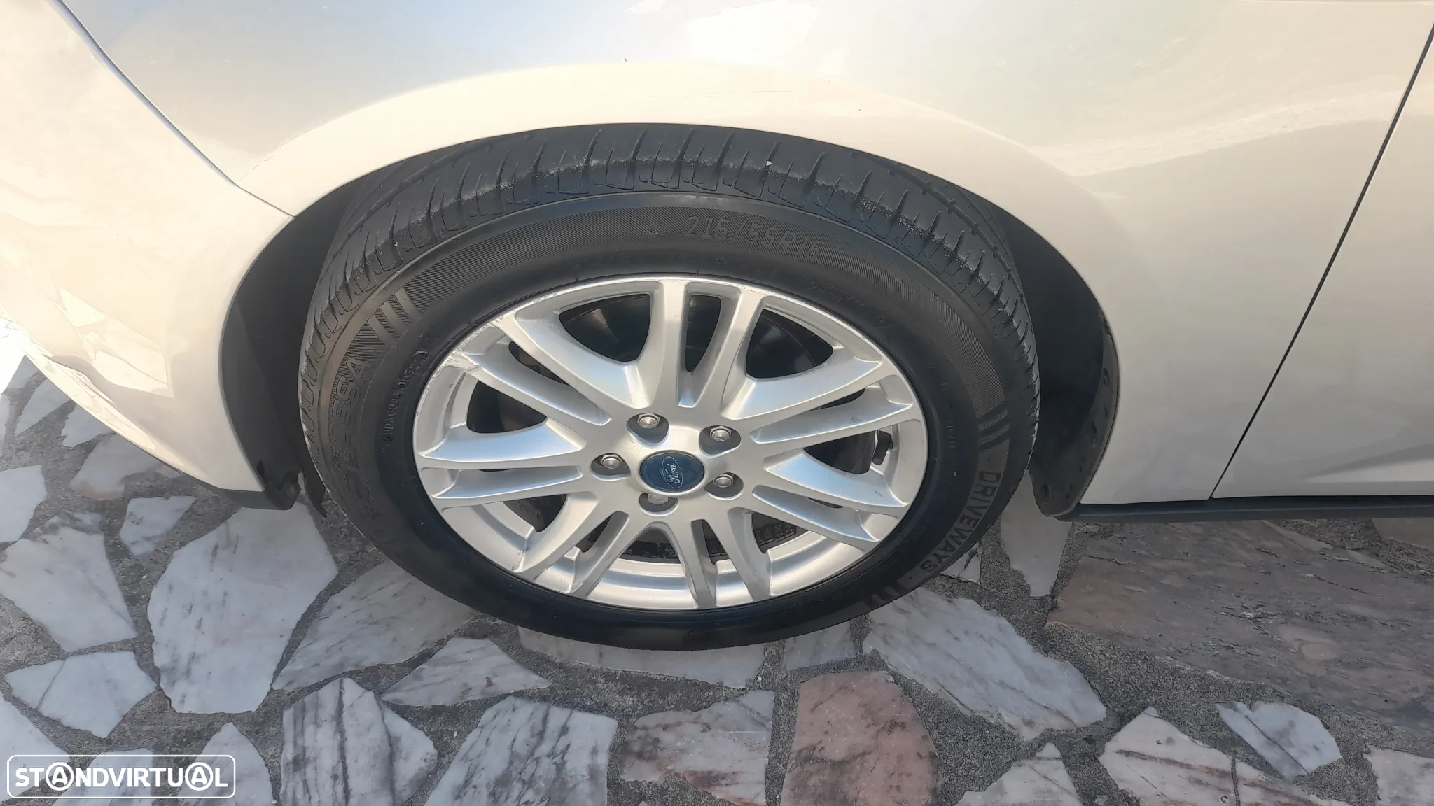 Ford Focus SW 1.6 TDCi Trend - 13