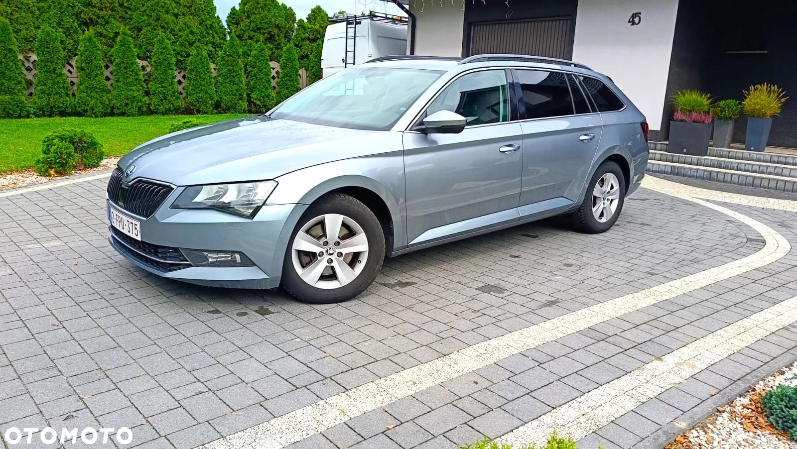 Skoda Superb - 1