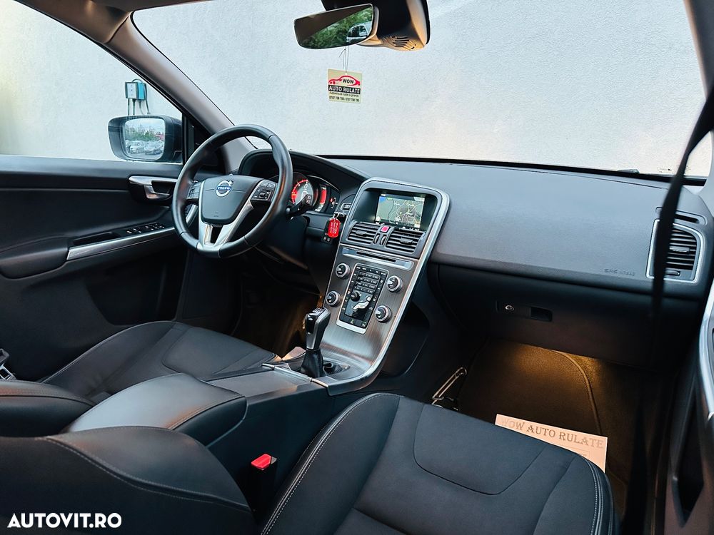 Volvo XC 60 D3 Momentum - 17