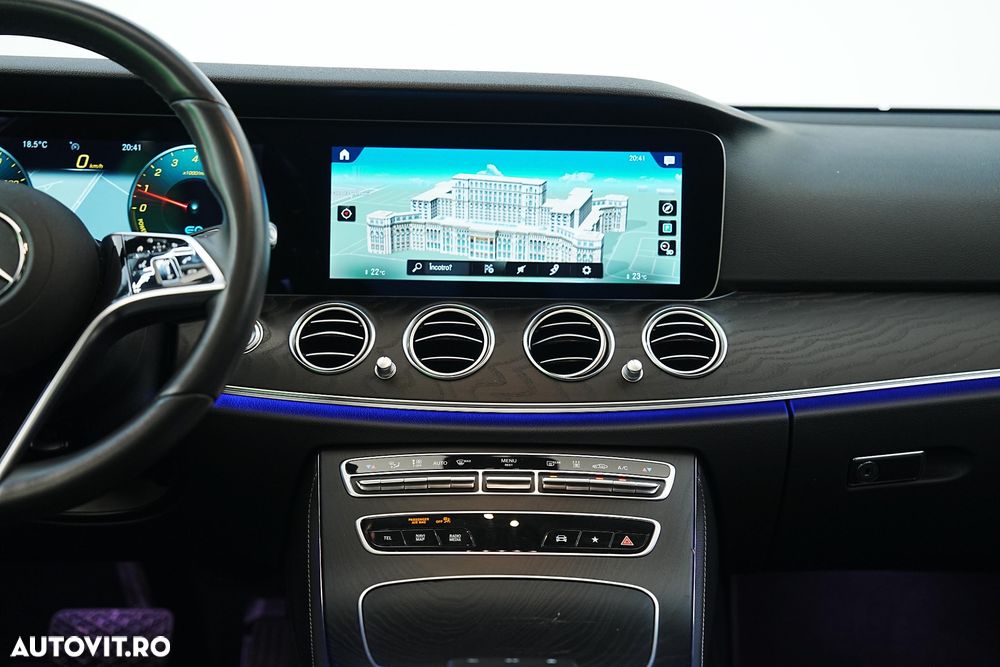 Mercedes-Benz E - 11