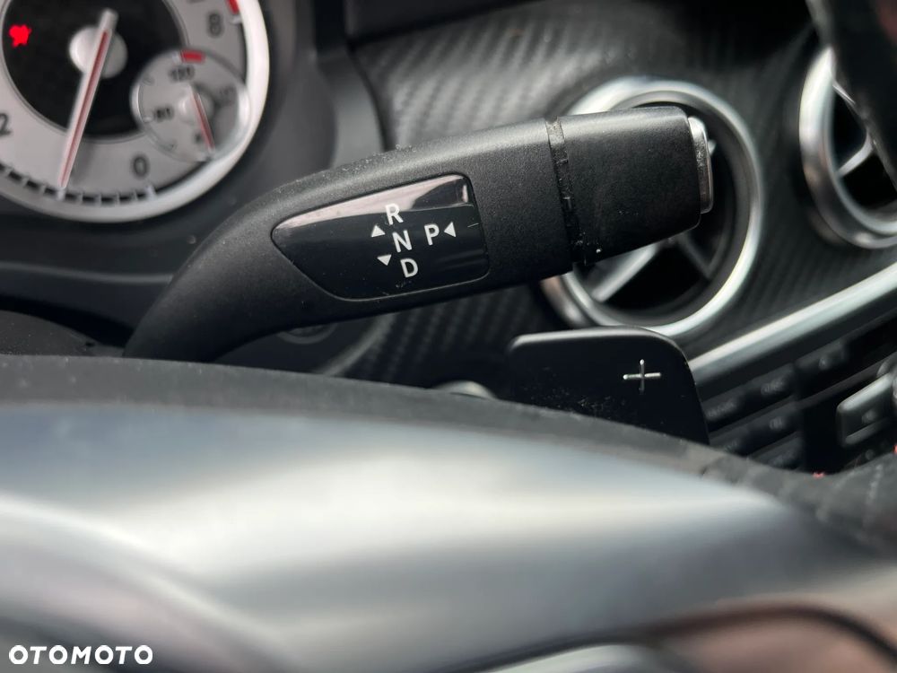 Mercedes-Benz Klasa A 250 (BlueEFFICIENCY) 7G-DCT AMG Sport - 32