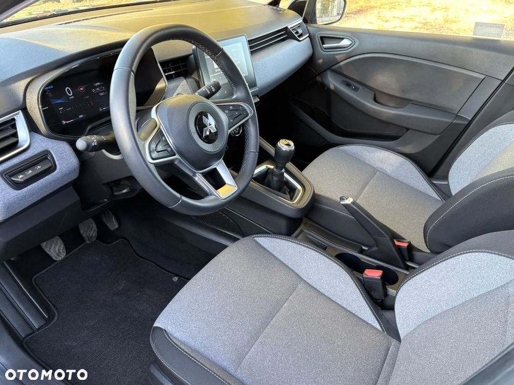 Mitsubishi Colt 1.0T Invite - 9