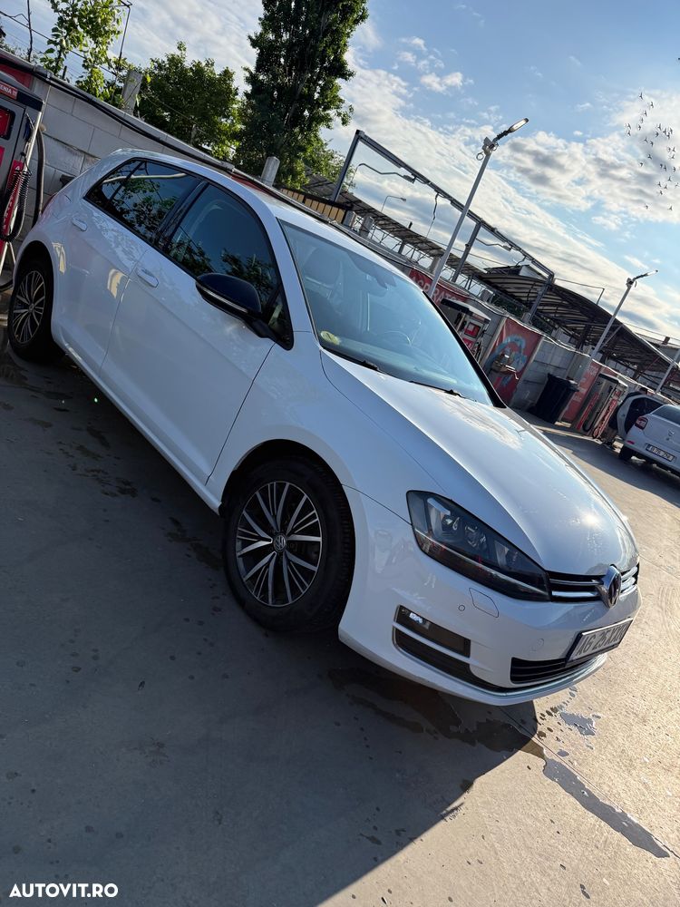 Volkswagen Golf 1.6 TDI 4Motion BlueMotion Technology Allstar - 1