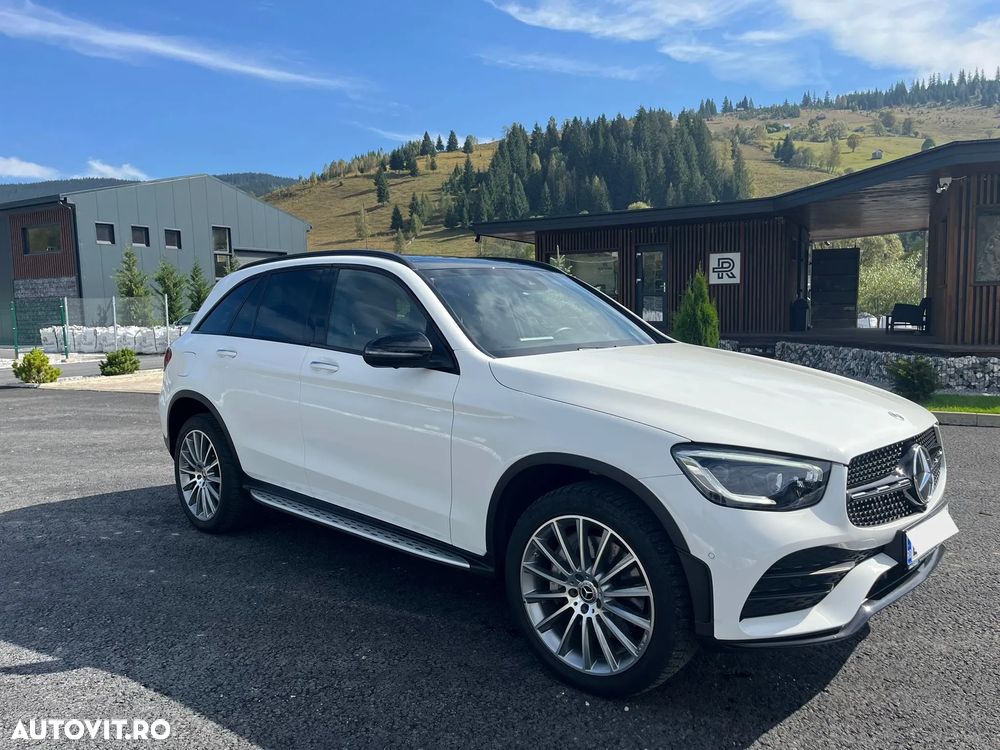 Mercedes-Benz GLC - 3