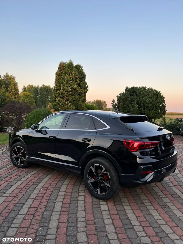 Audi Q3 Sportback - 11