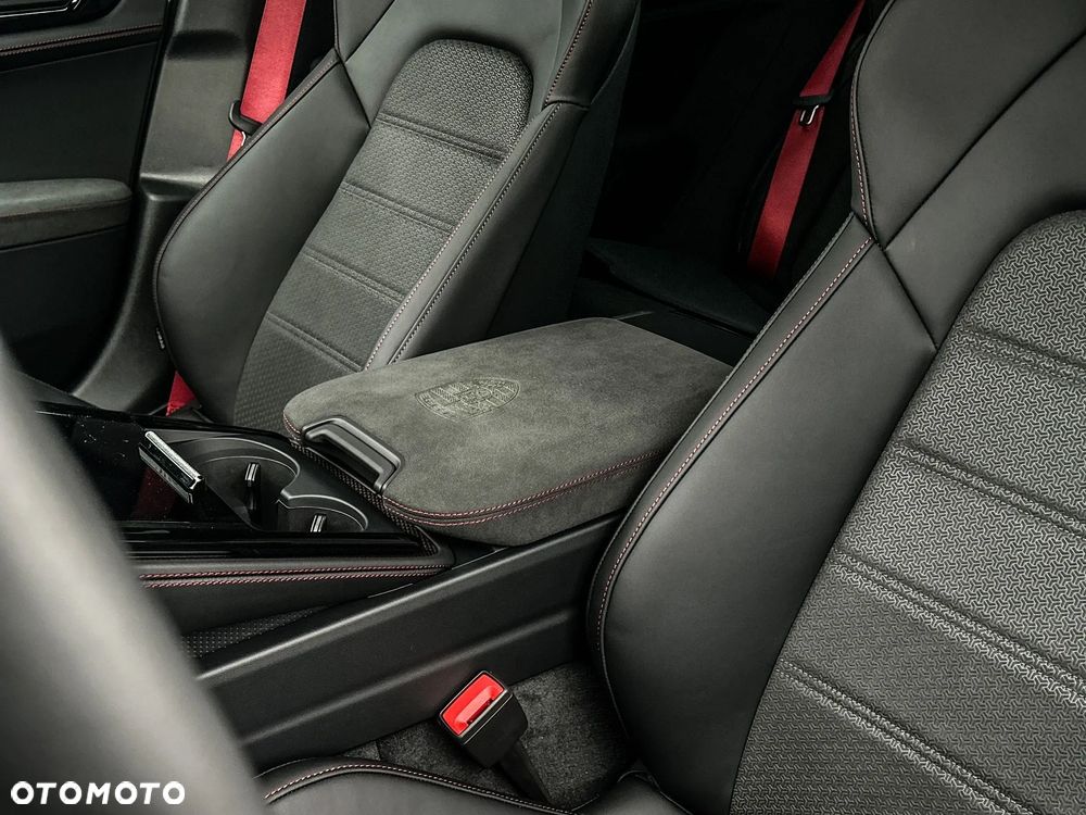 Porsche Panamera - 25