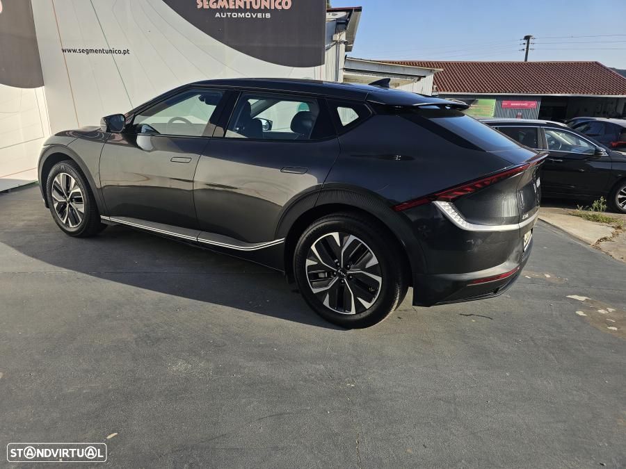 Kia EV6 77,4-kWh - 11