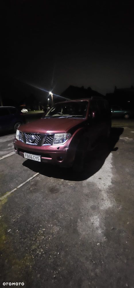 Nissan Navara - 1