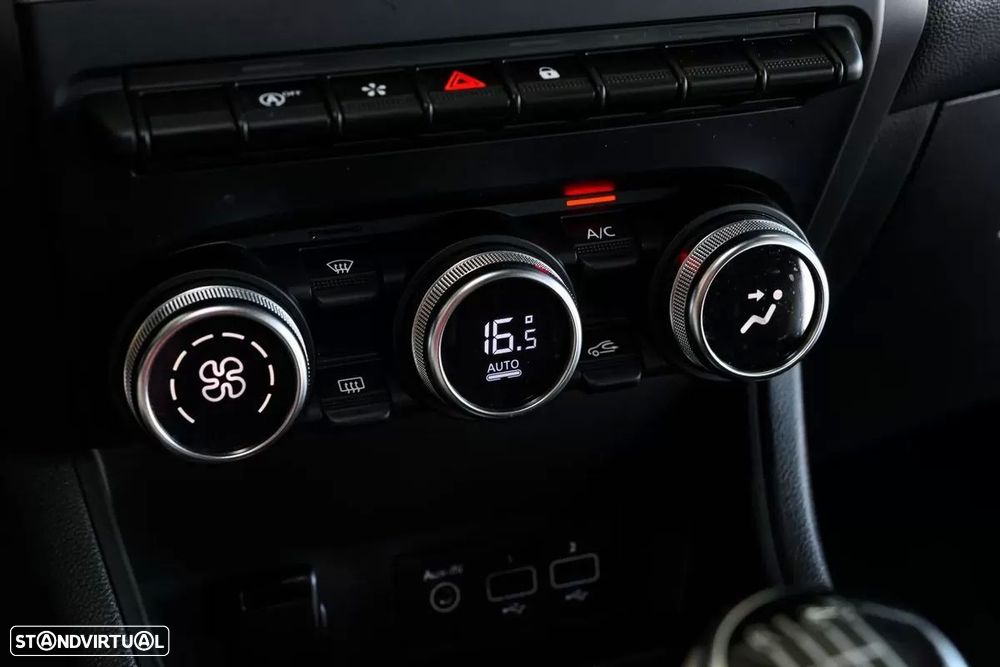 Renault Captur 1.0 TCe Techno - 11