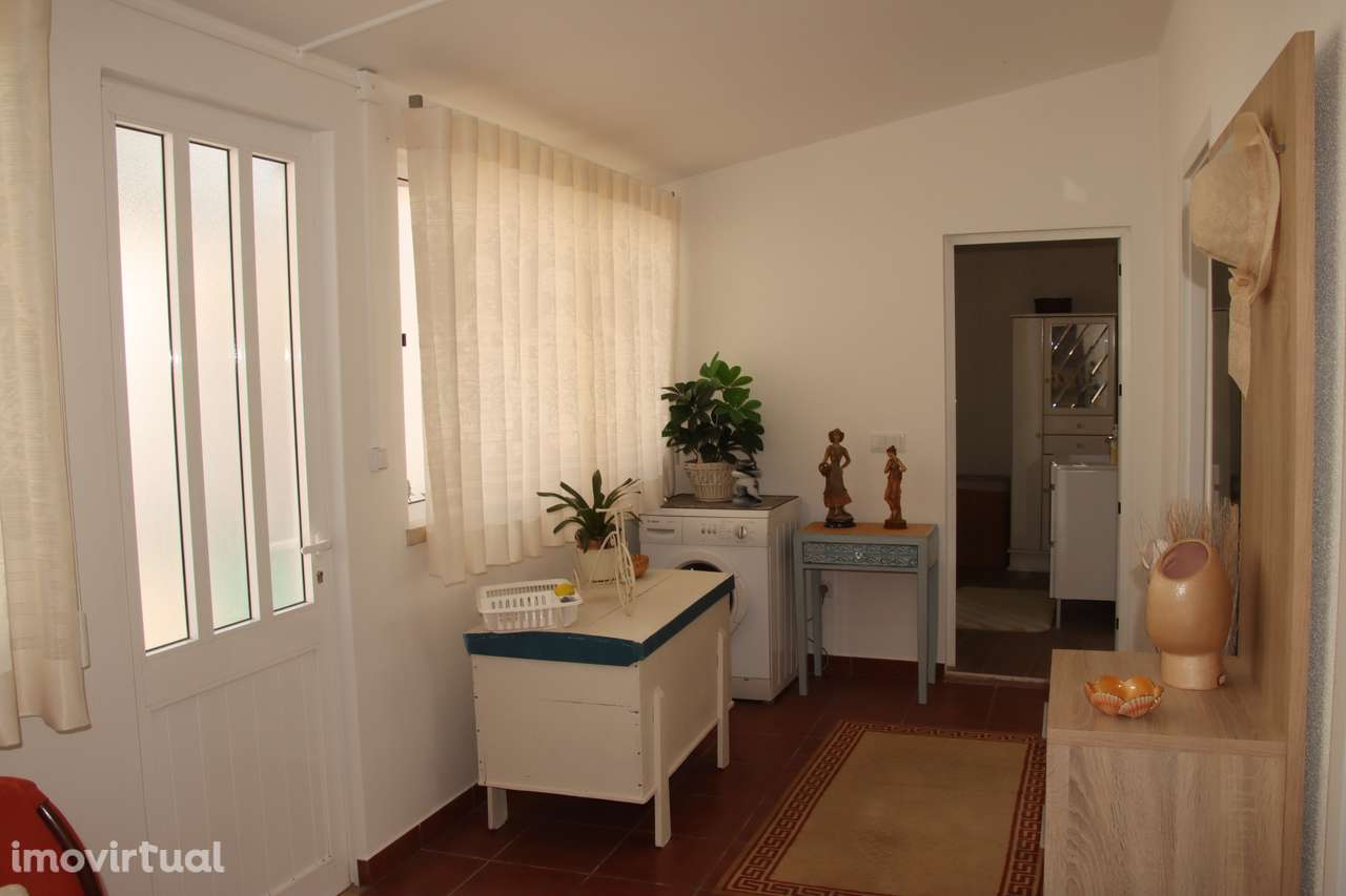 Arrendamento de Quarto em ambiente calmo e organizado - Grande imagem: 5/9