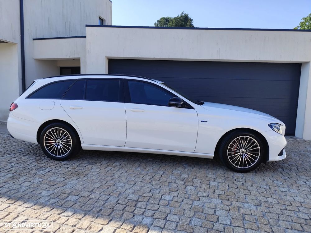 Mercedes-Benz E 300 de Exclusive Line - 20