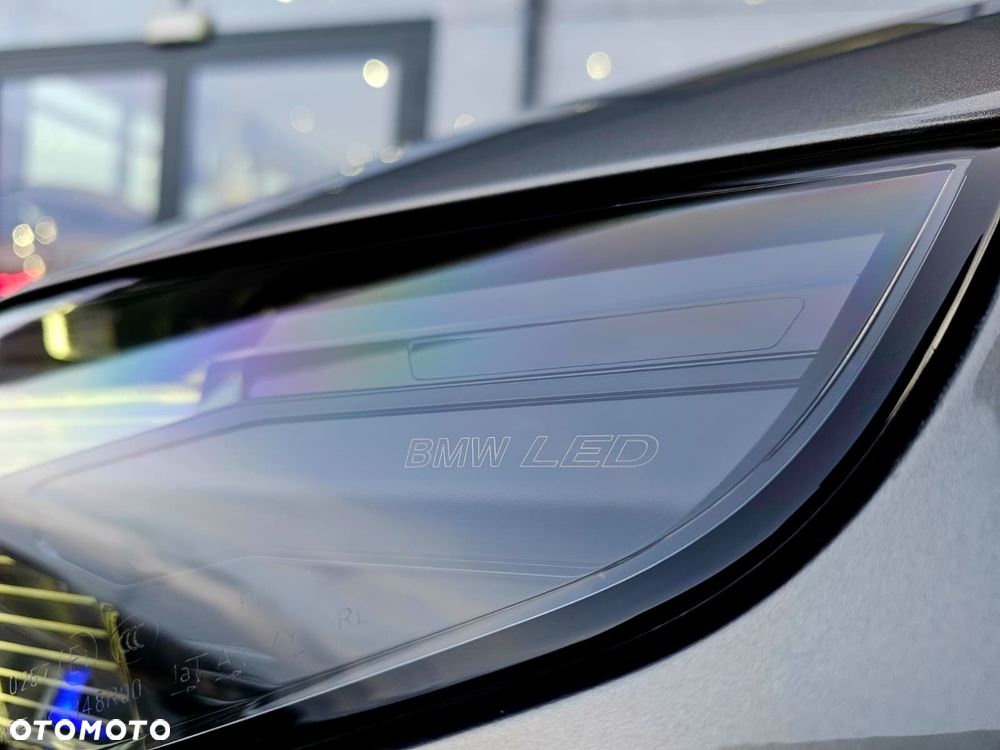 BMW Seria 5 520d xDrive mHEV - 12