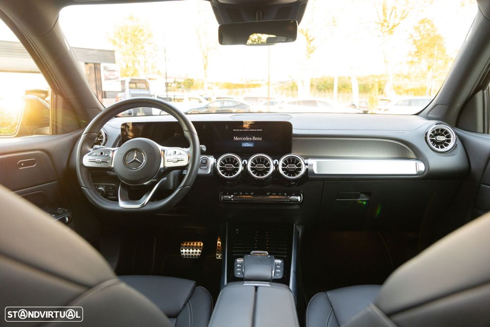 Mercedes-Benz EQB 300 4Matic AMG Line - 13