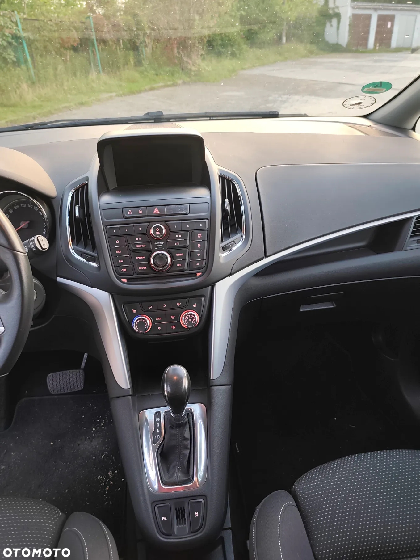 Opel Zafira - 16