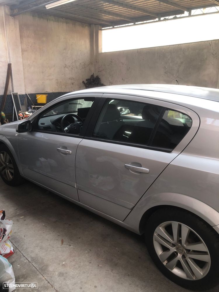 Opel Astra 1.3 CDTI Cosmo - 6