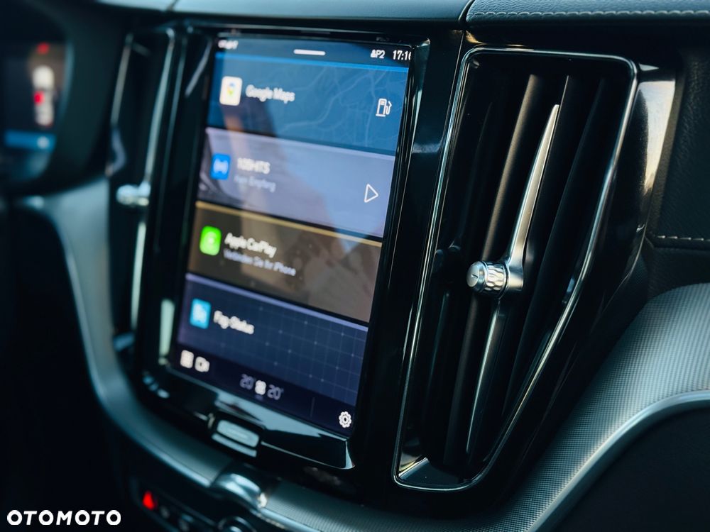 Volvo XC 60 B4 D AWD Geartronic RDesign - 24