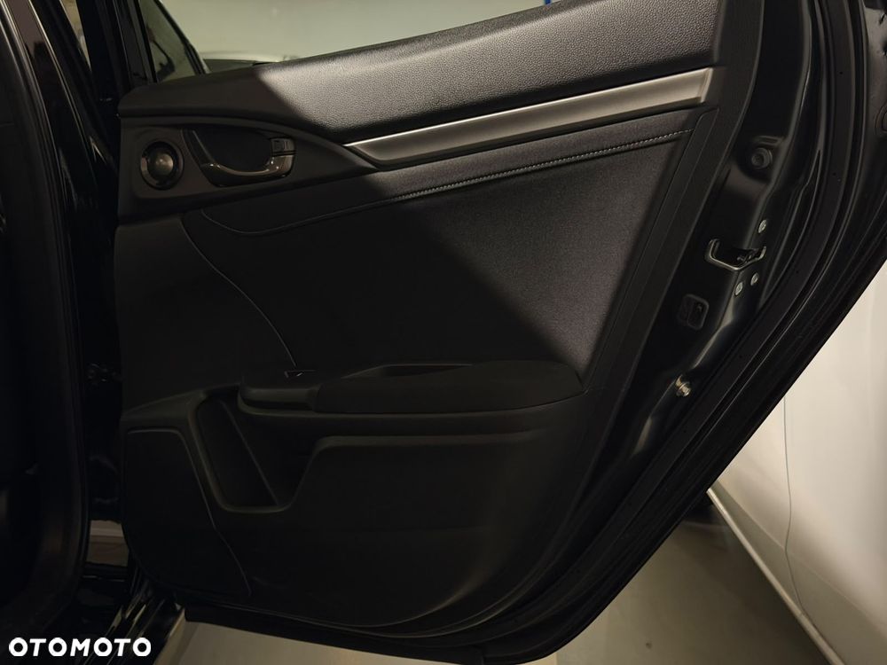 Honda Civic 1.0 T Executive Sport Line - 15