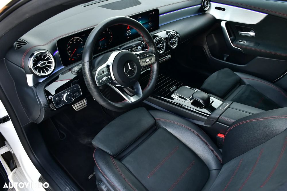 Mercedes-Benz CLA 200 - 12