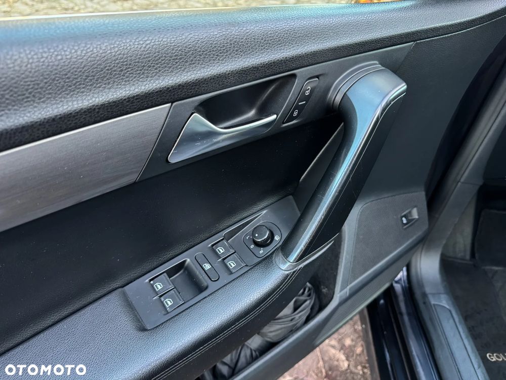 Volkswagen Passat - 10