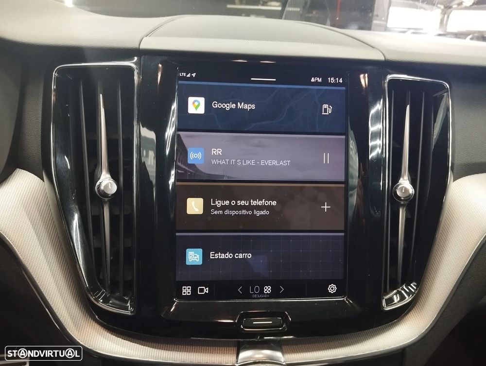 Volvo XC 60 2.0 B4 R-Design - 32