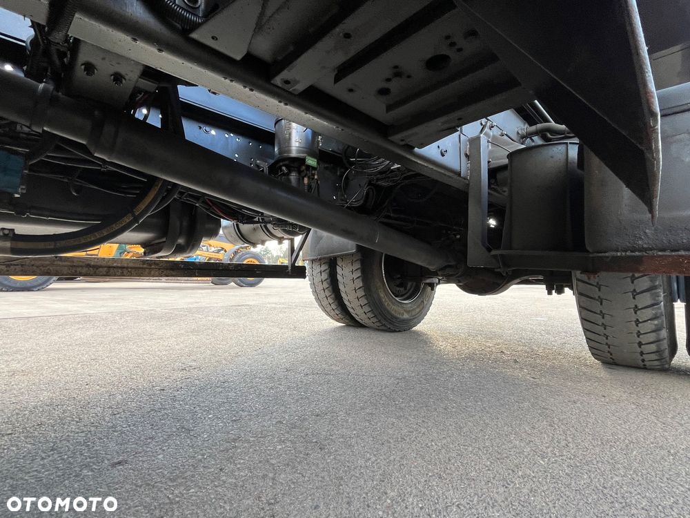 Renault KERAX 4X2 - 9