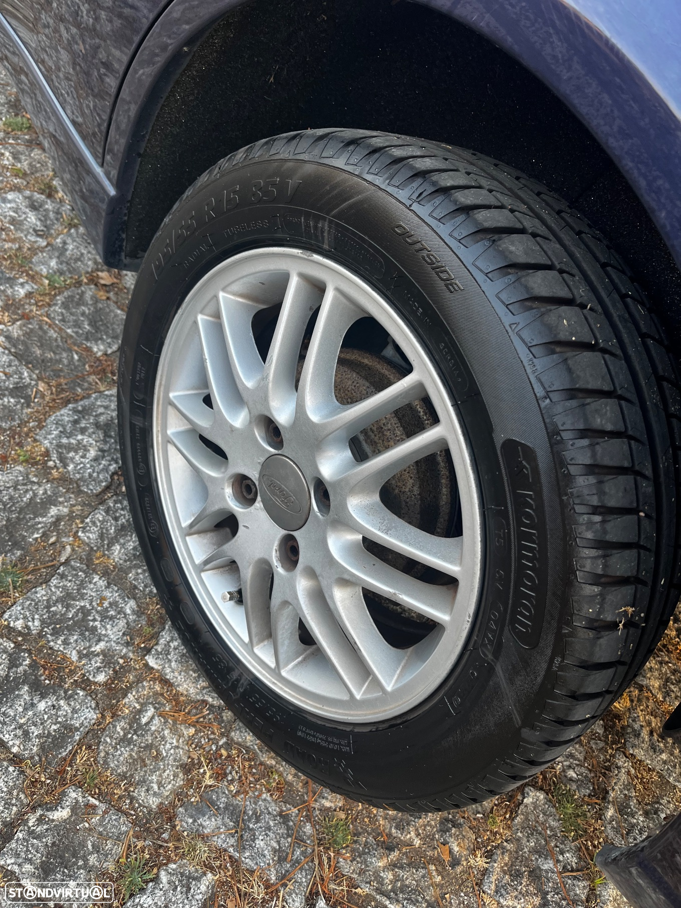 Ford Focus 1.4 Comfort - 12