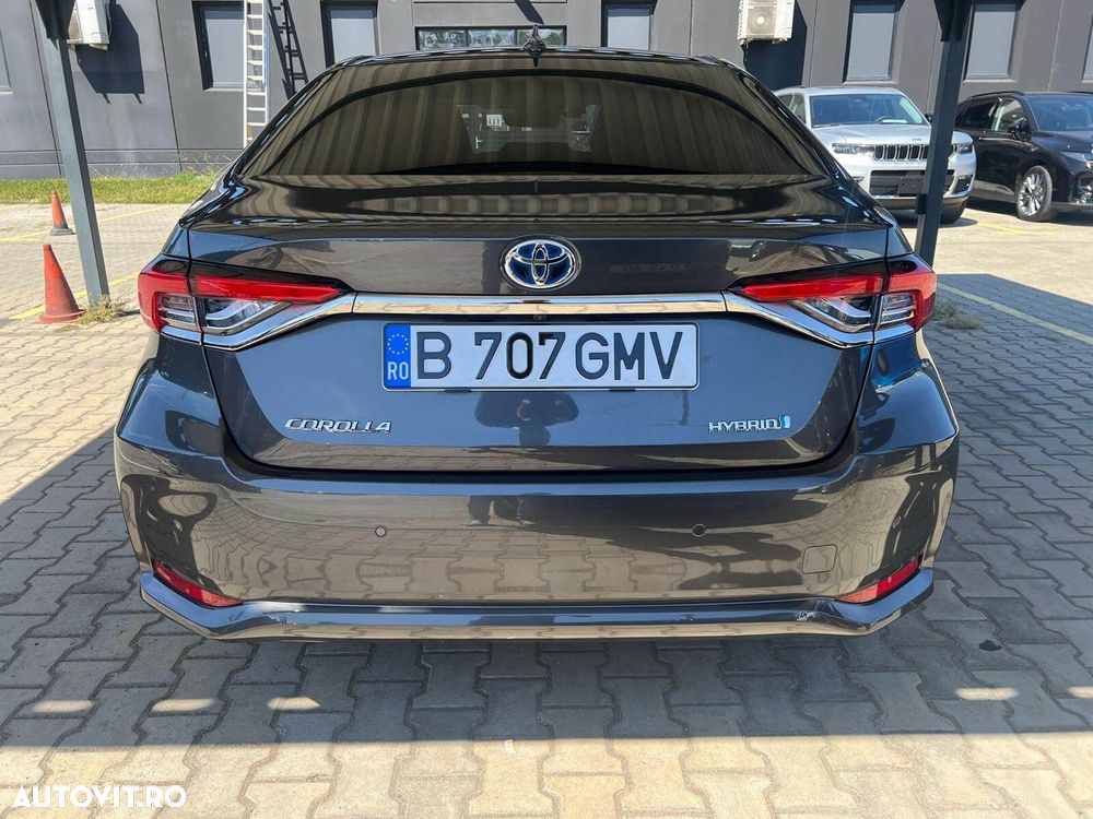 Toyota Corolla - 4