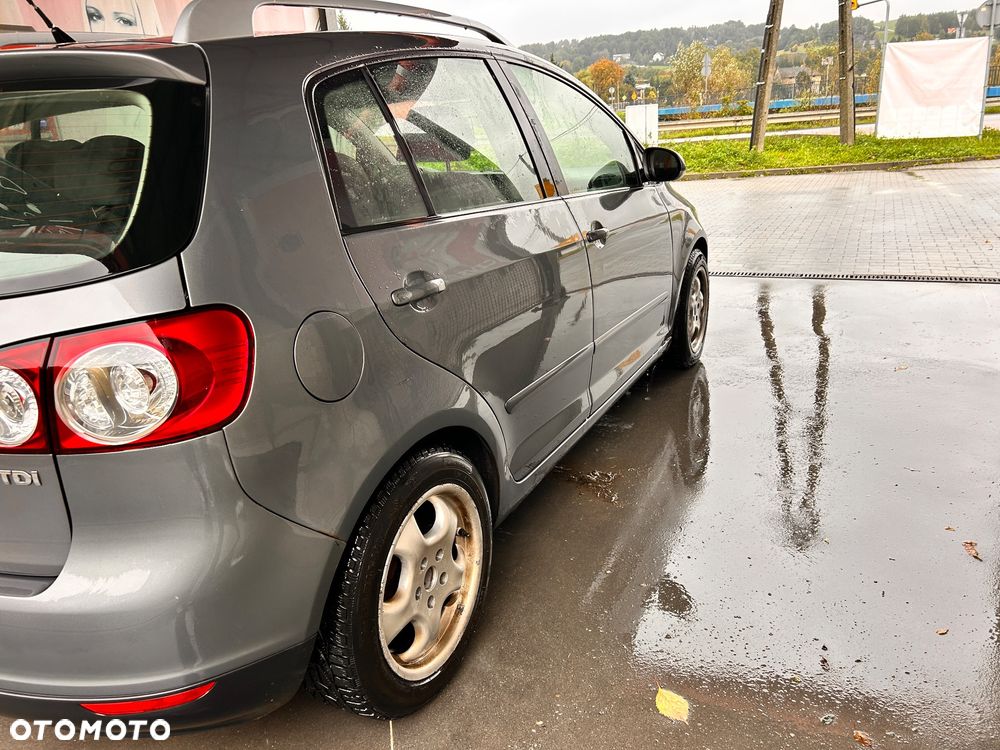 Volkswagen Golf Plus 2.0 TDI DPF Comfortline - 2