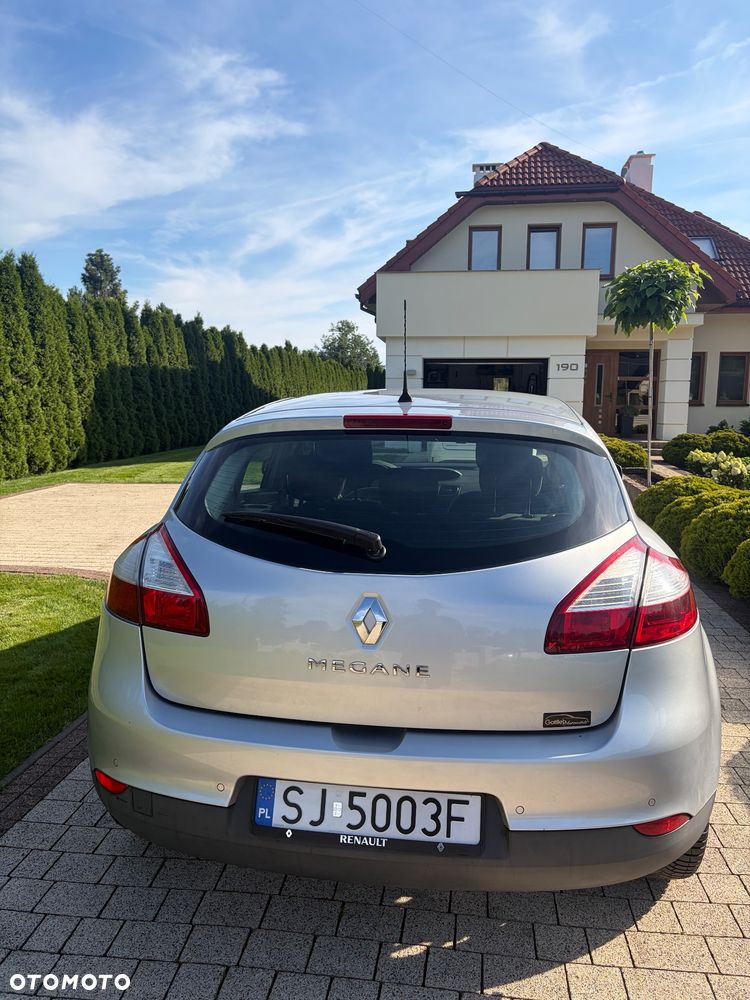Renault Megane 1.6 16V Expression Euro5 - 8