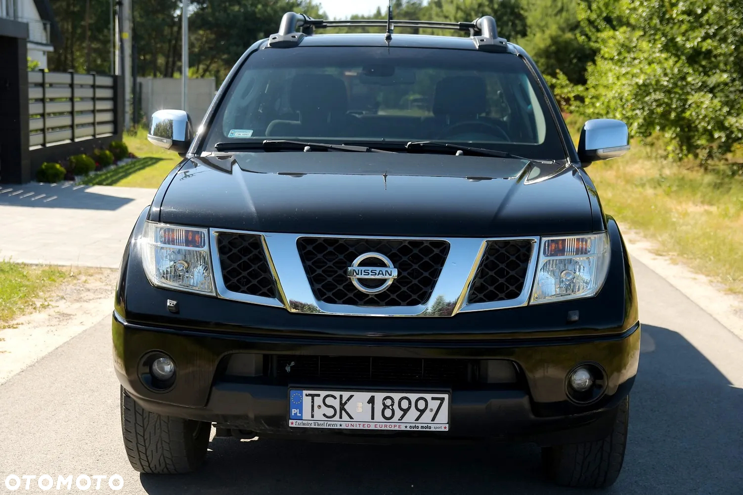 Nissan Navara 2.5 D LE Limited - 11