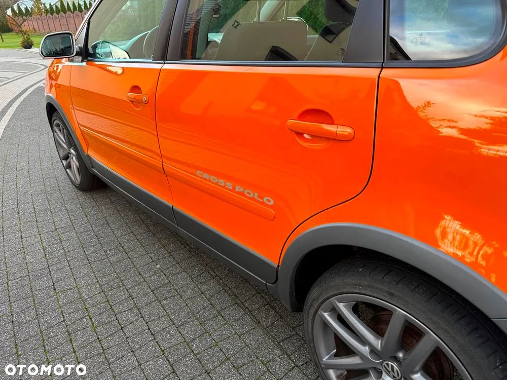 Volkswagen Polo 1.2 Cross Urban White - 14