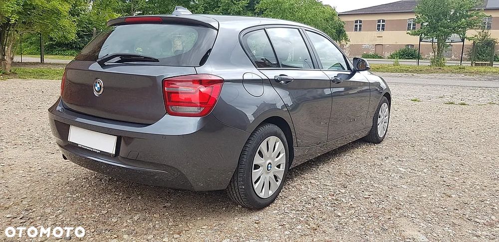 BMW Seria 1 116i - 5