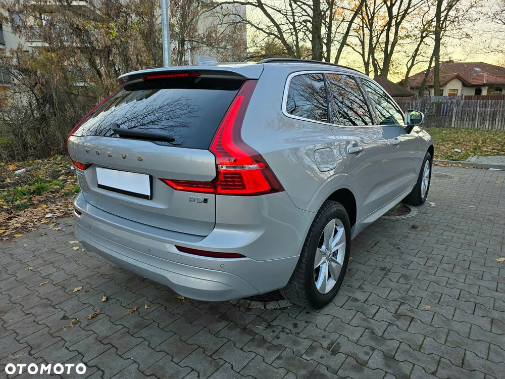 Volvo XC 60 D5 SCR AWD Momentum - 4