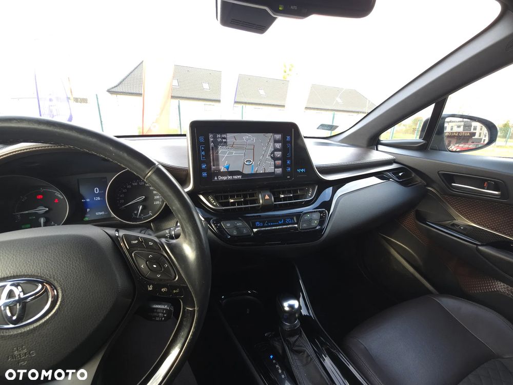 Toyota C-HR 1.8 Hybrid Prestige - 32