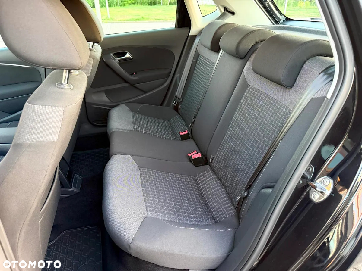 Volkswagen Polo 1.2 TSI BMT Comfortline - 33