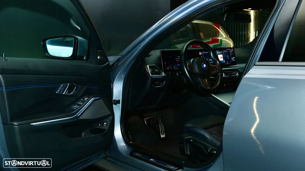 BMW 330 e xDrive Aut. M Sport - 24