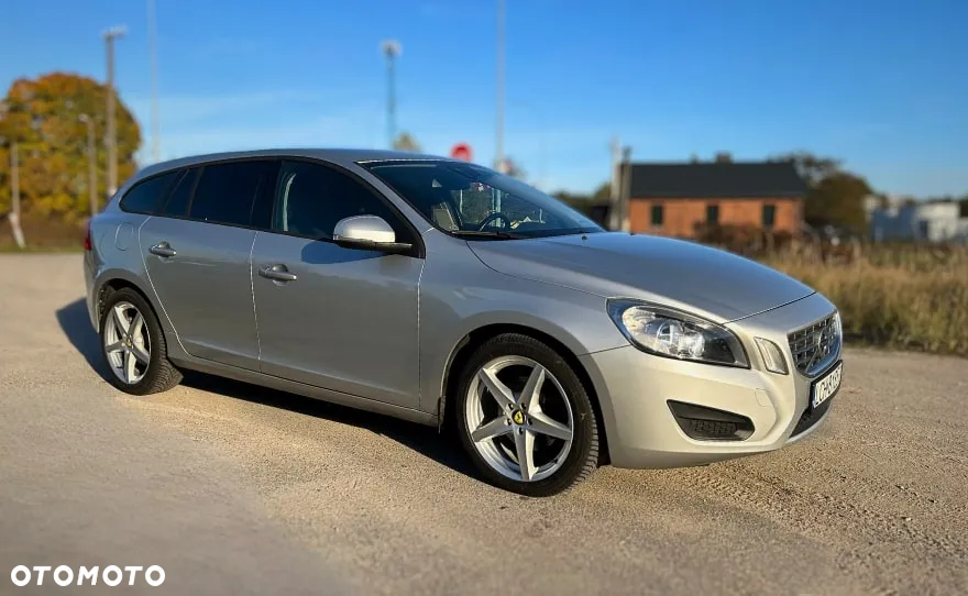 Volvo V60 D2 - 4