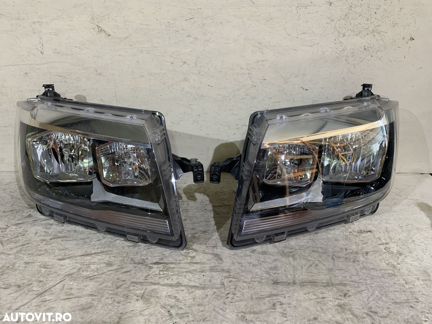 Far dreapta VW Crafter, MAN TGE, 2018, 2019, 2020, 2021, 2022, 2023, cod origine OE 7C1941006 - 1