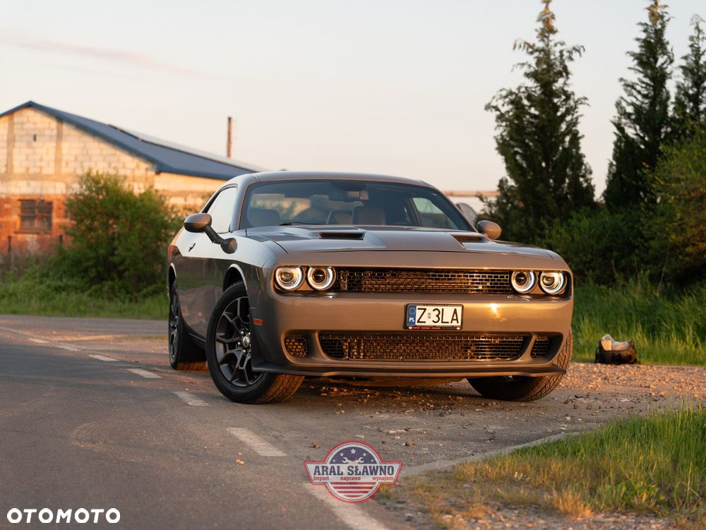Dodge Challenger 3.6 GT AWD - 21