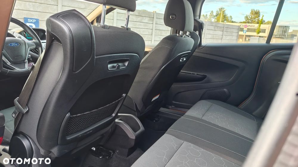 Ford B-MAX - 27