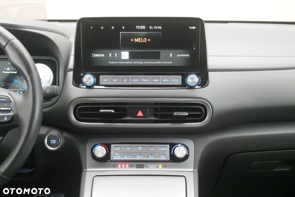 Hyundai Kona 64kWh Executive - 10